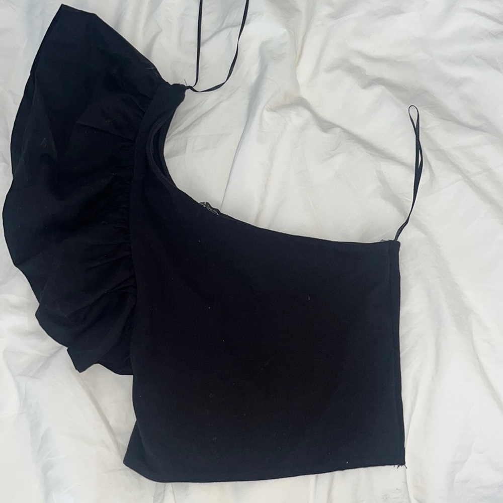 Zara one sleeve shirt